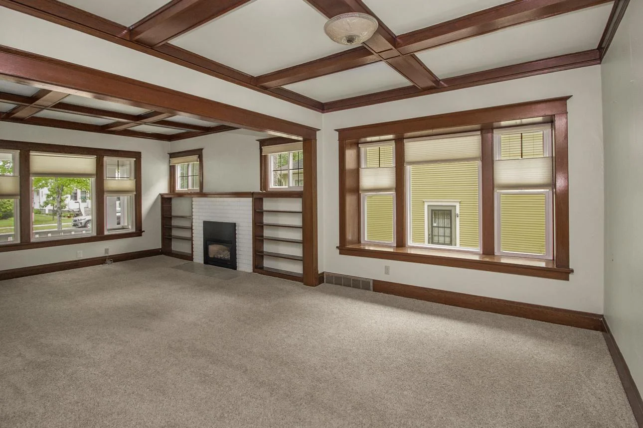 Living Room / Dining Room