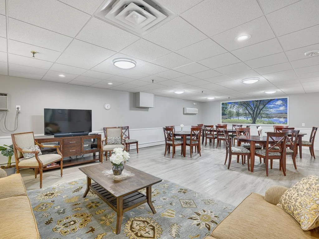 18 - Community Room.jpg
