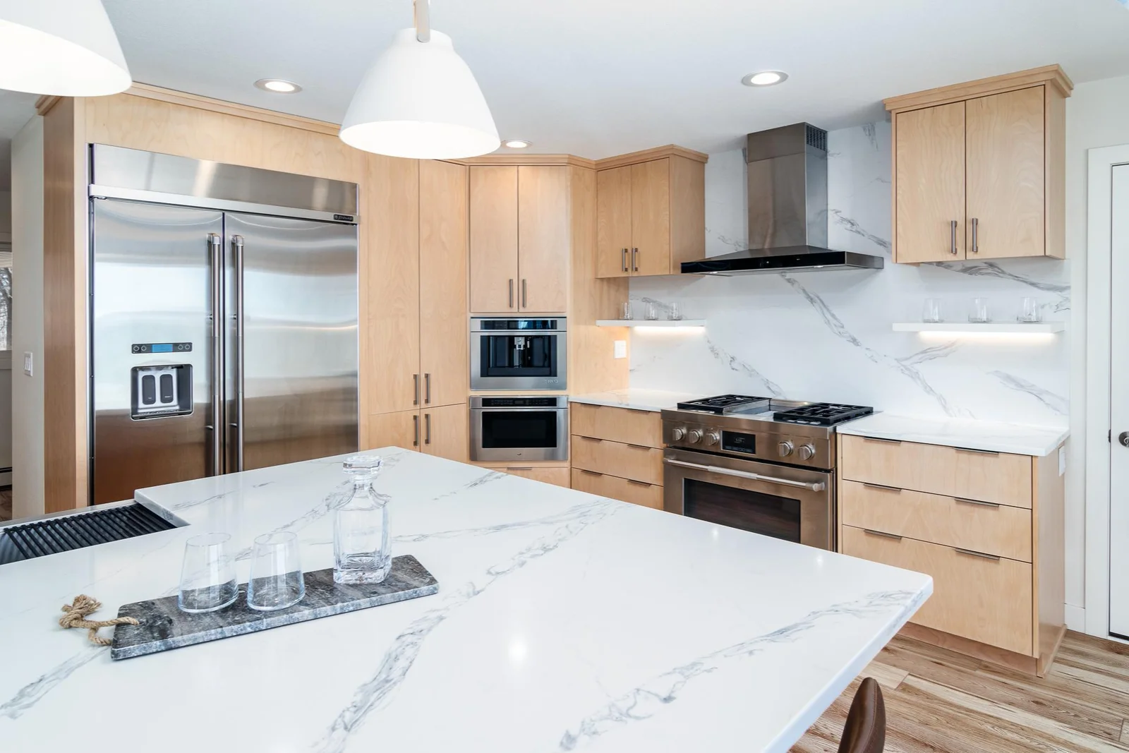 Gourmet kitchen