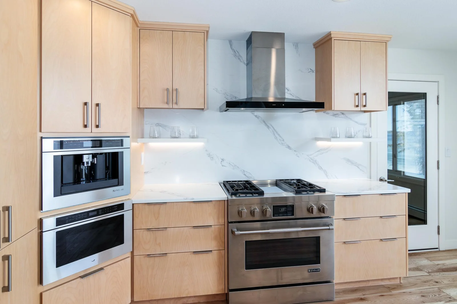 Gourmet kitchen