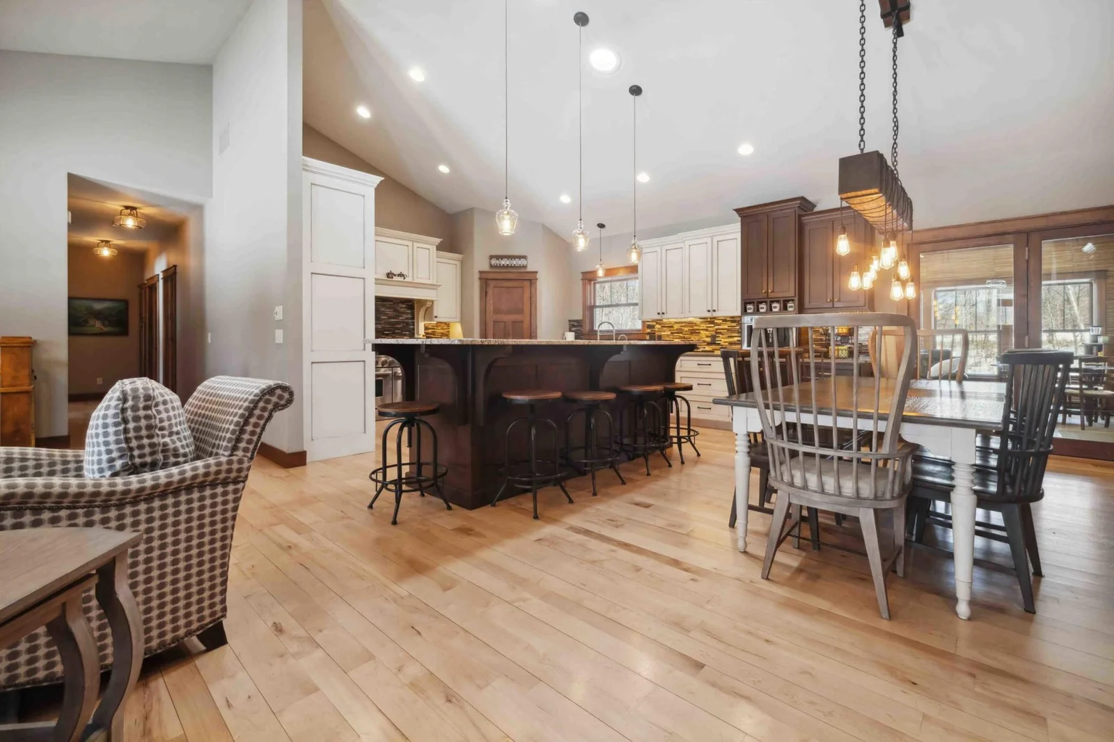 Eat-in Dining Room