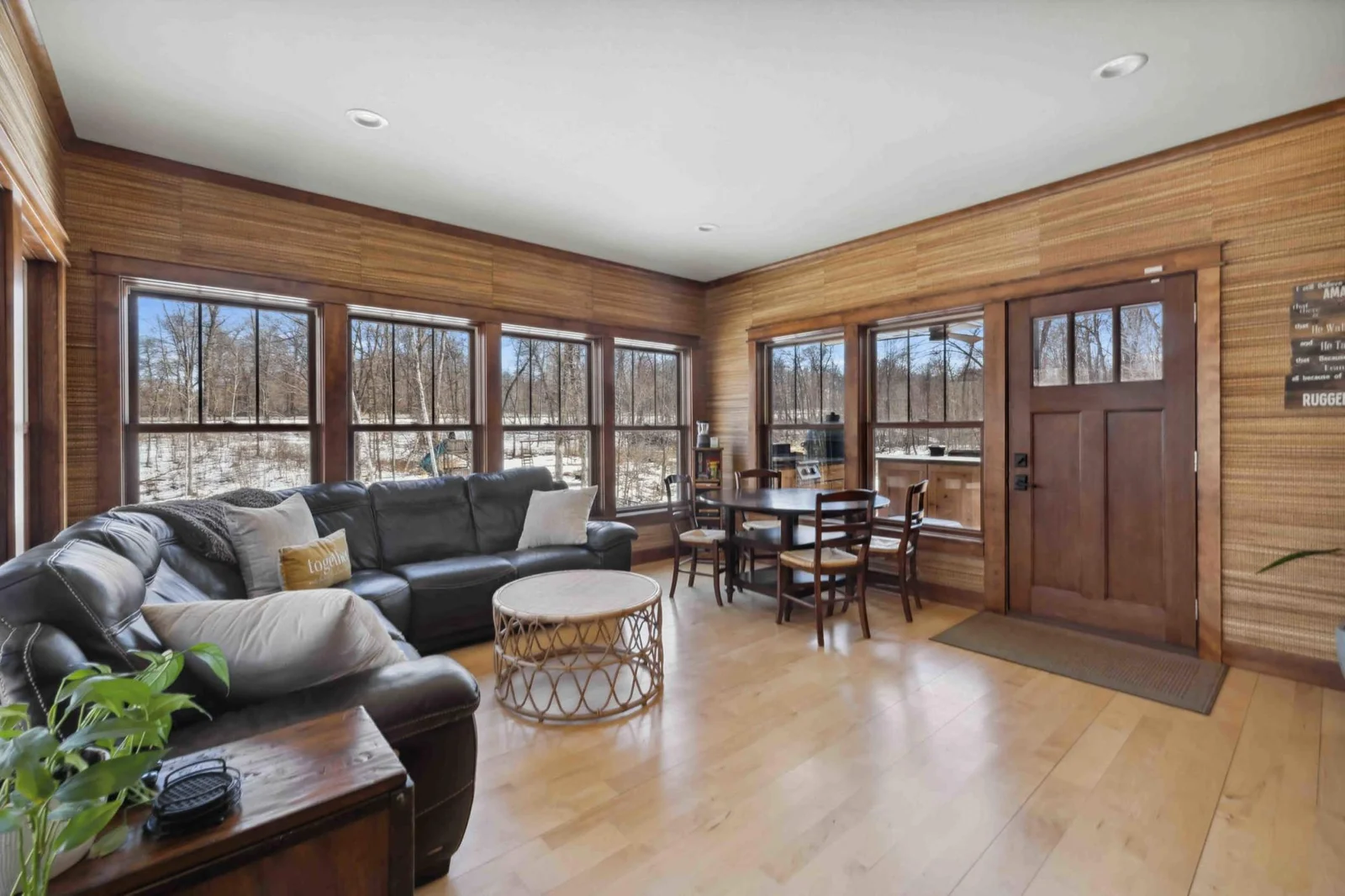 Sound Proof Four-season Porch