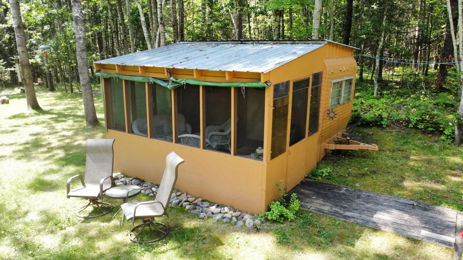 Bunkhouse with Screened Porch