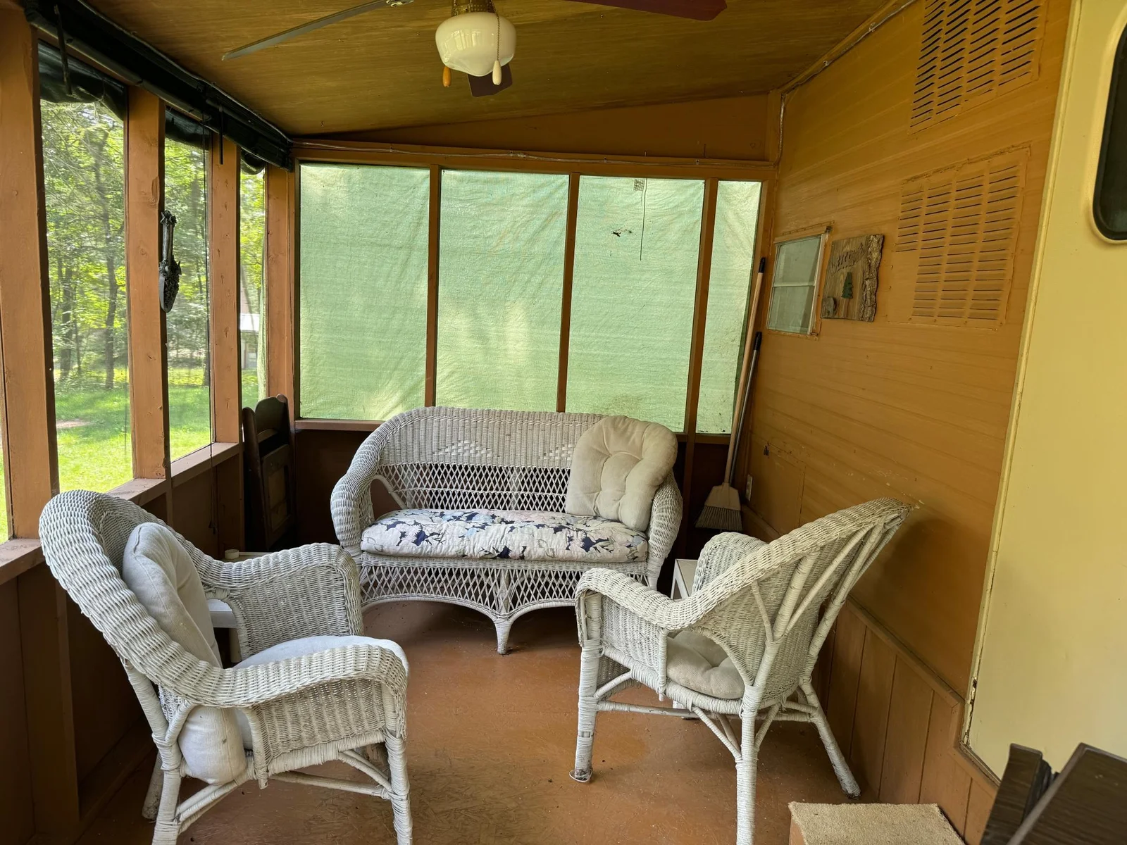Screened in porch off camper