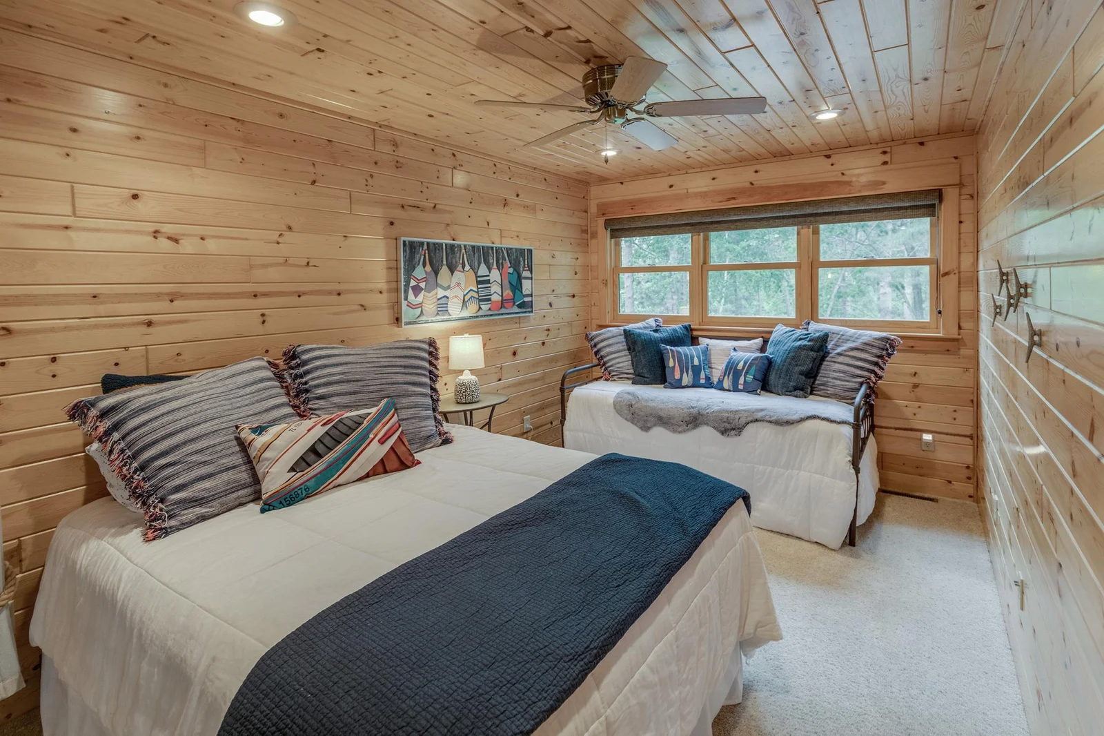 Bed 2 - Upper Level