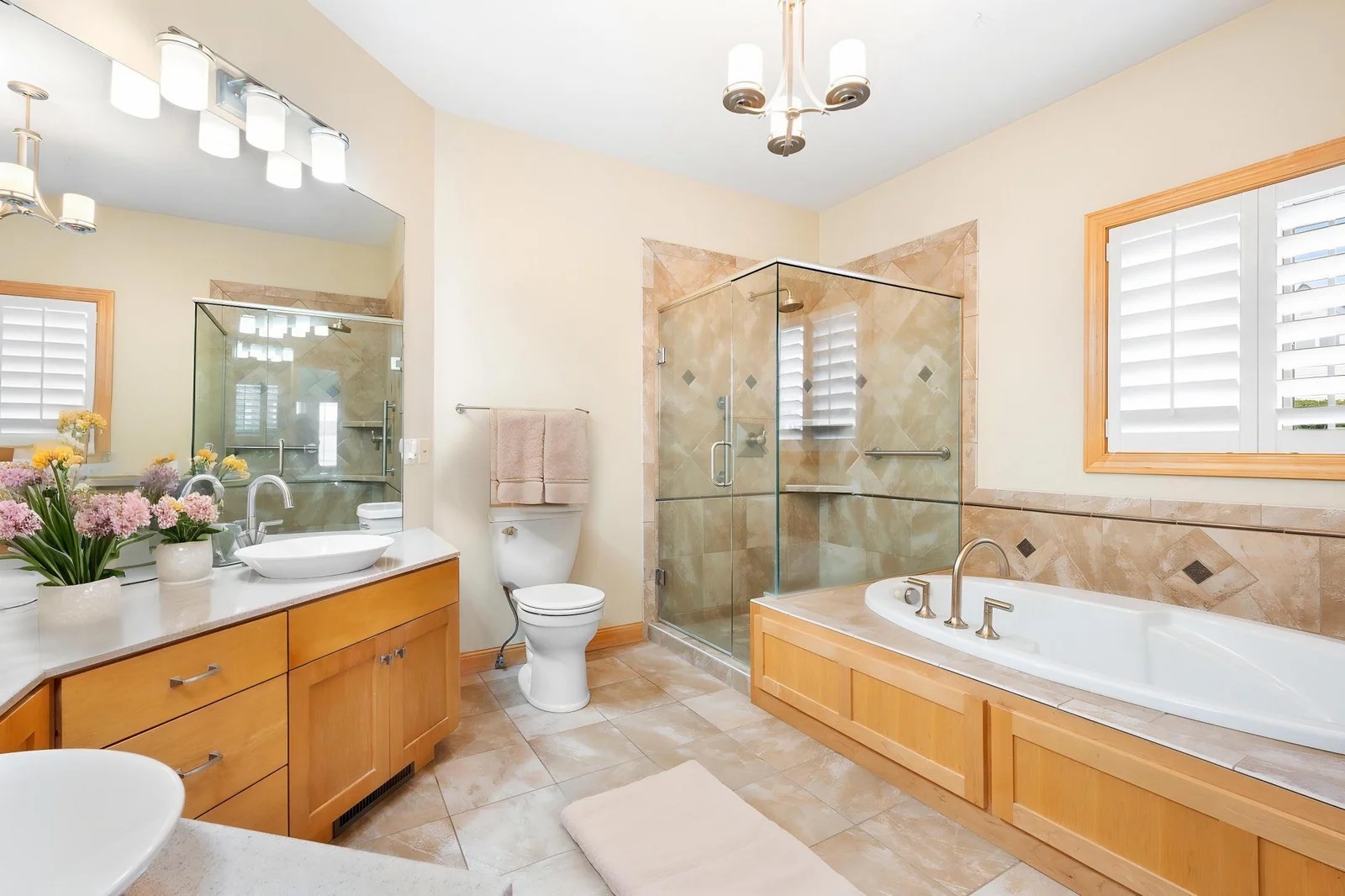 17 - Bathroom - Scandinavian - 3.jpg