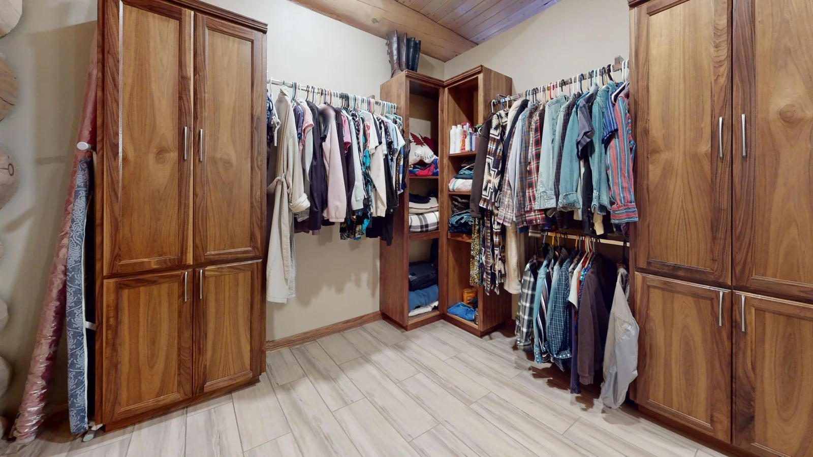Sybil-Above-Ground-Closet.jpg
