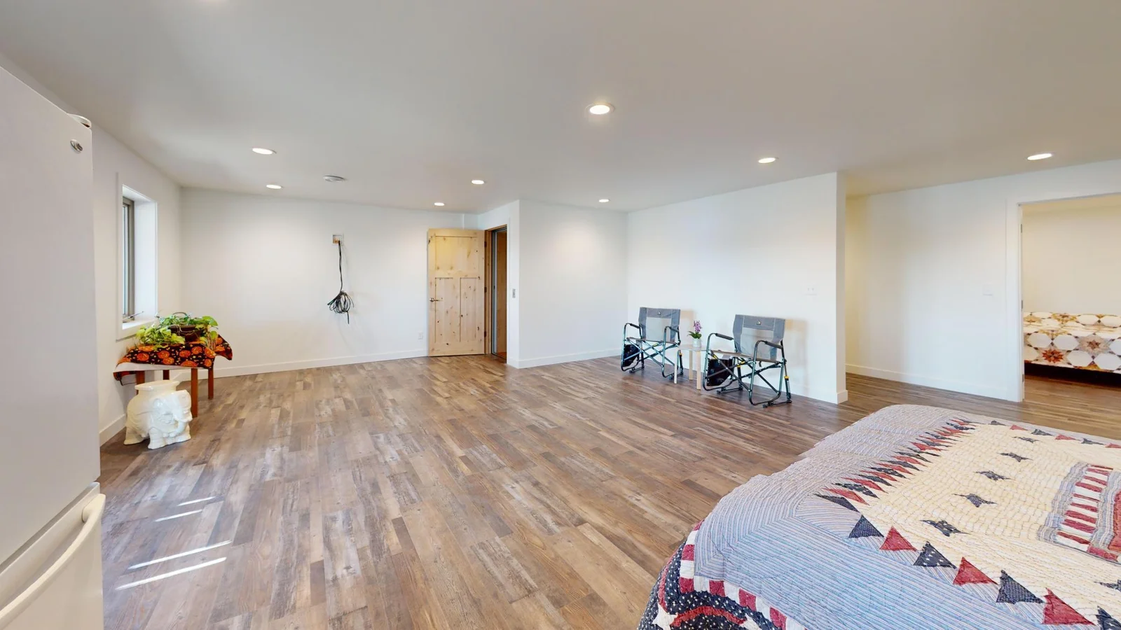 Sybil-Basement-Bedroom 2.jpg
