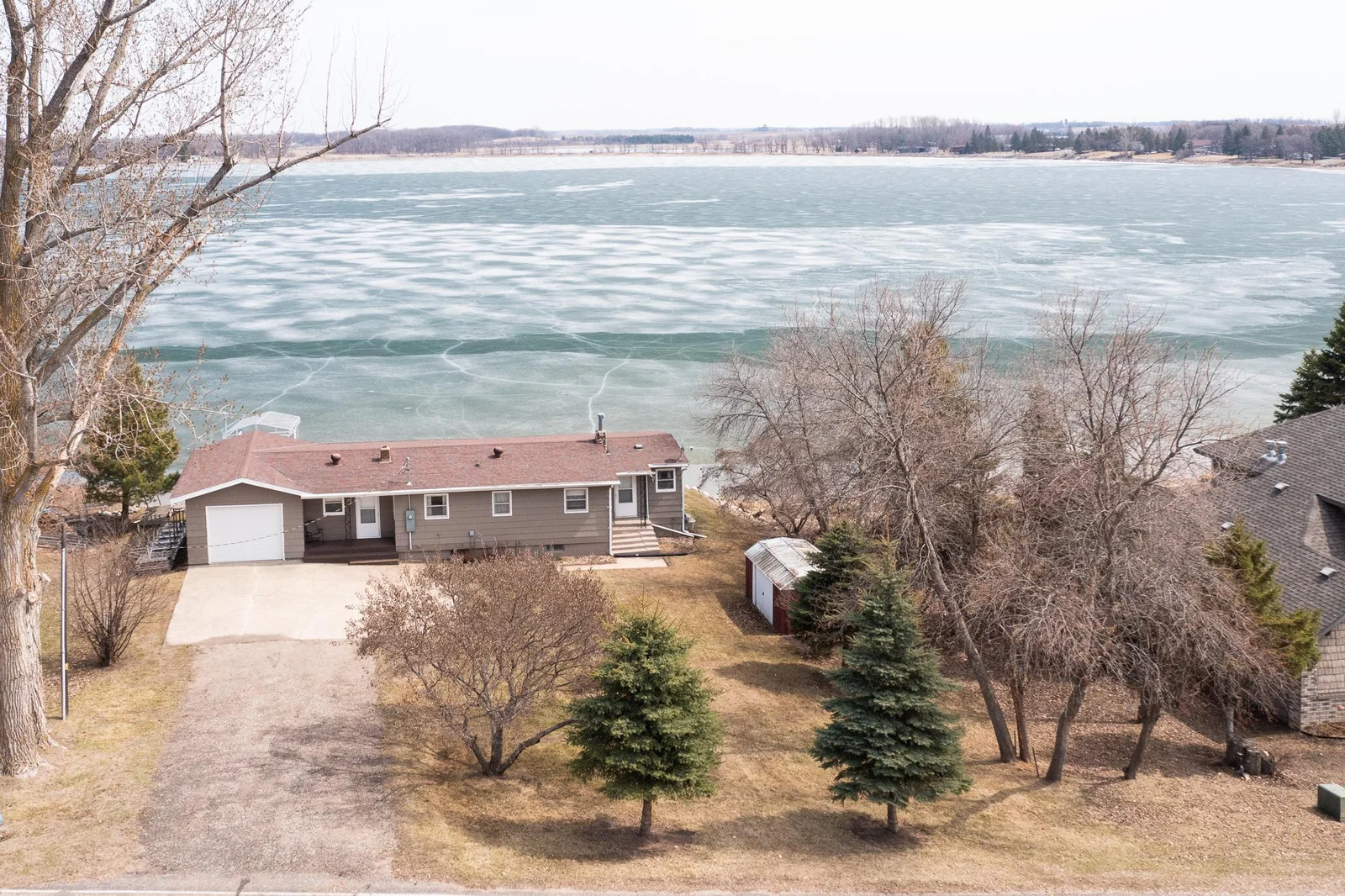 43552_W_Paul_Lake_Dr-26.jpg