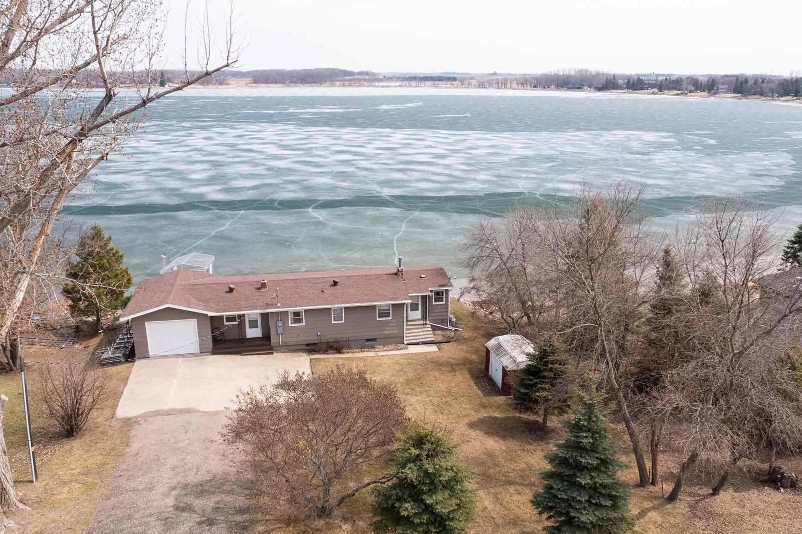 43552_W_Paul_Lake_Dr-25.jpg