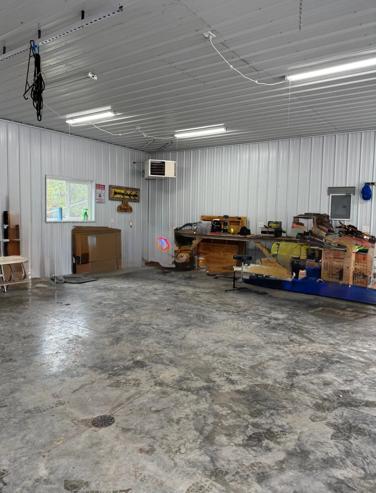 insode shop 2.jpg
