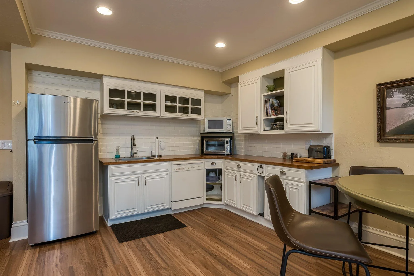 47-web-or-mls-425-lakeview-blvd.jpg