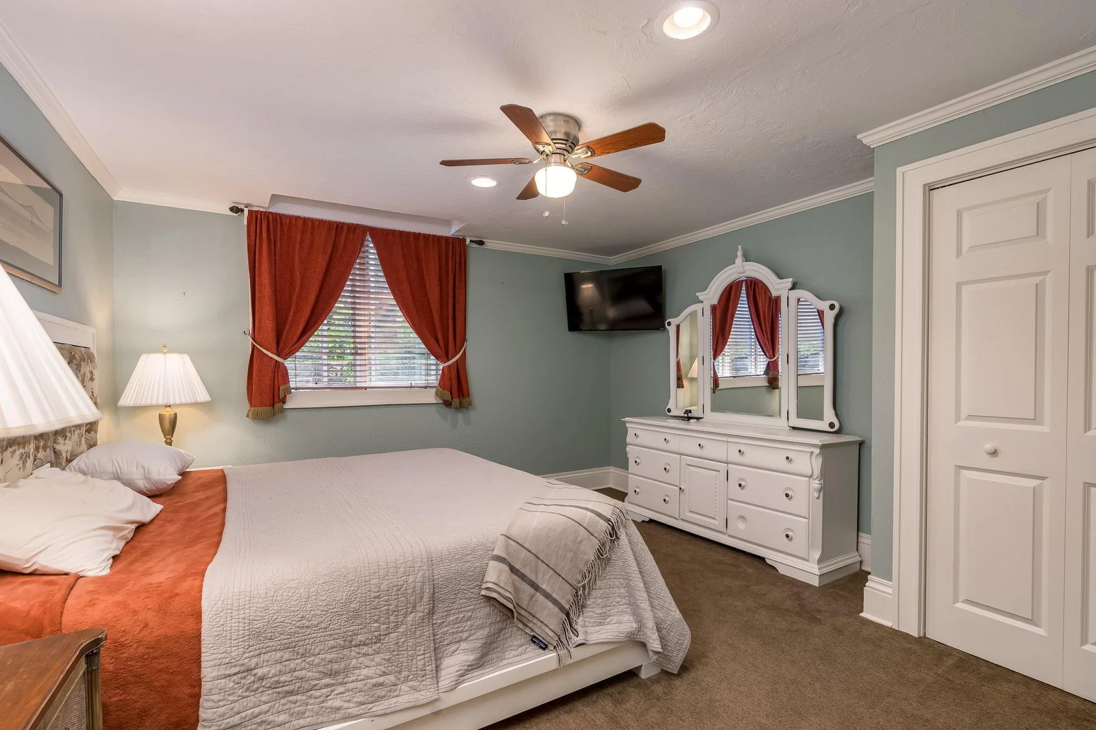 51-web-or-mls-425-lakeview-blvd.jpg