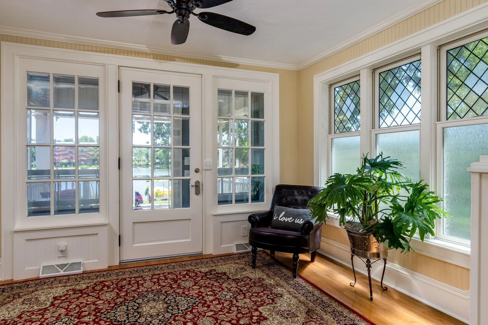 10-web-or-mls-425-lakeview-blvd.jpg