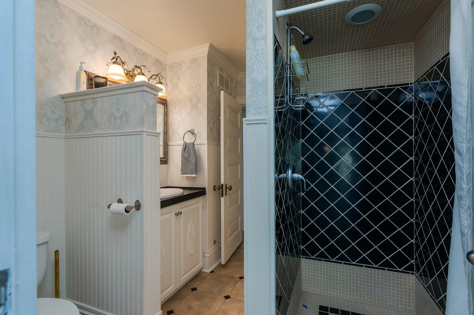 30-web-or-mls-425-lakeview-blvd.jpg
