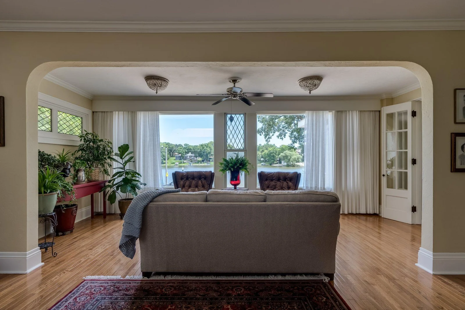 13-web-or-mls-425-lakeview-blvd.jpg