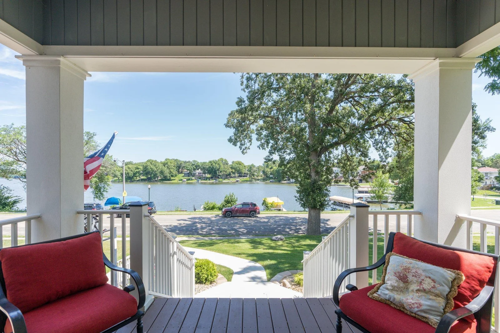 6-web-or-mls-425-lakeview-blvd.jpg