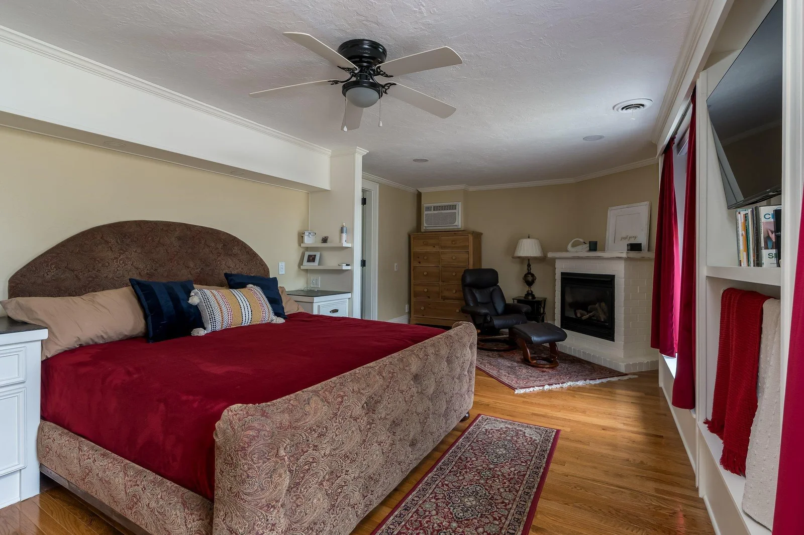34-web-or-mls-425-lakeview-blvd.jpg