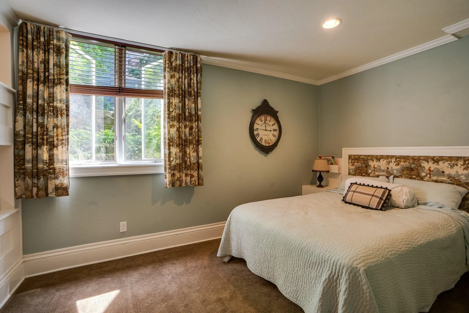 52-web-or-mls-425-lakeview-blvd.png