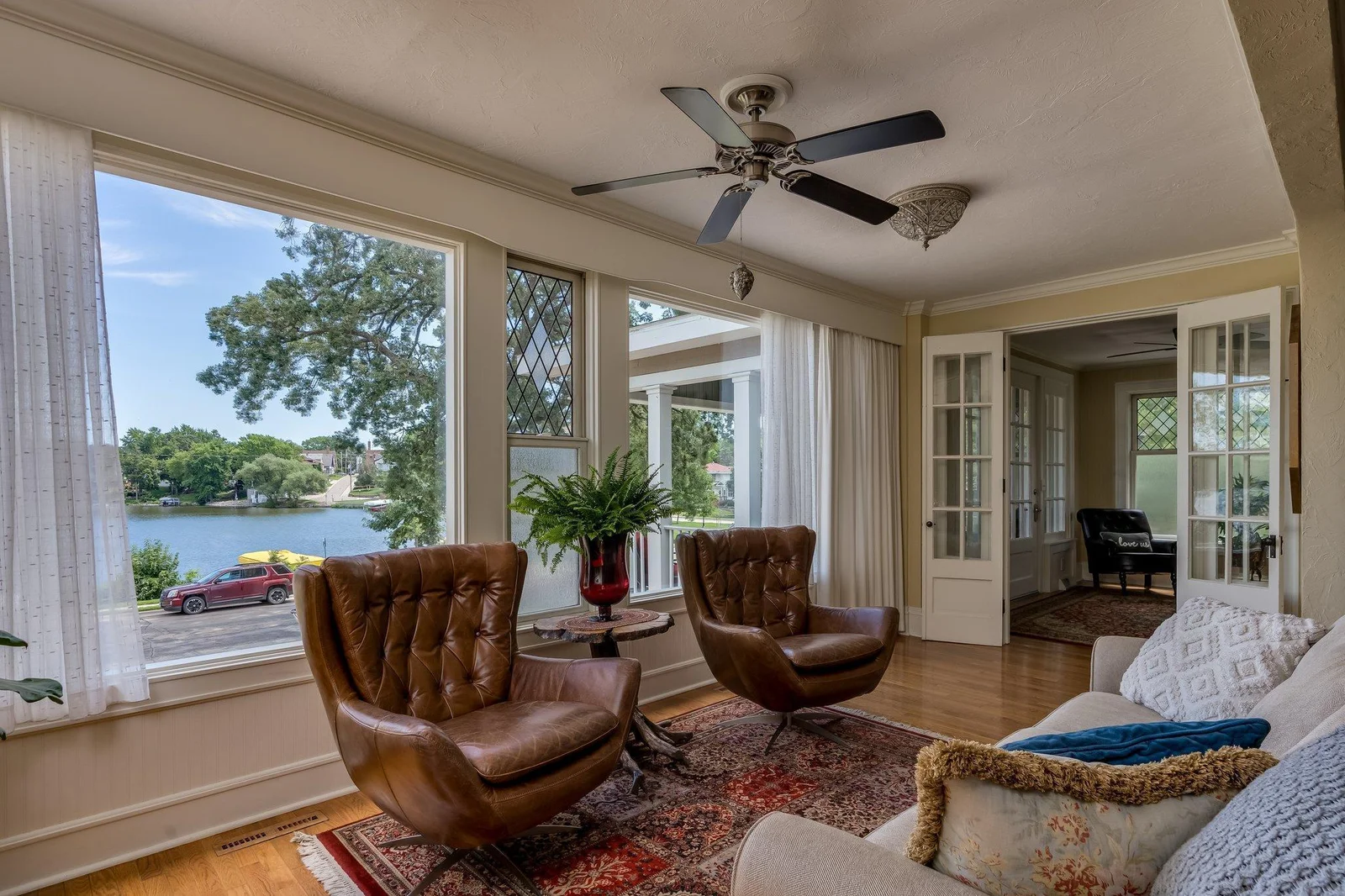 14-web-or-mls-425-lakeview-blvd.jpg