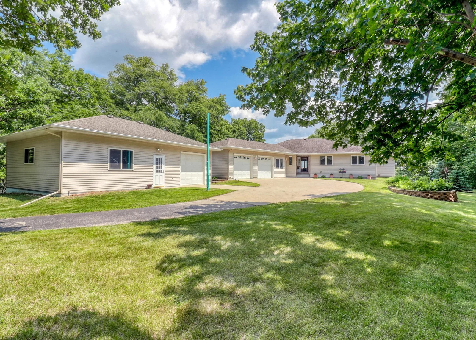 Custom-Built Home W/Detached Shop