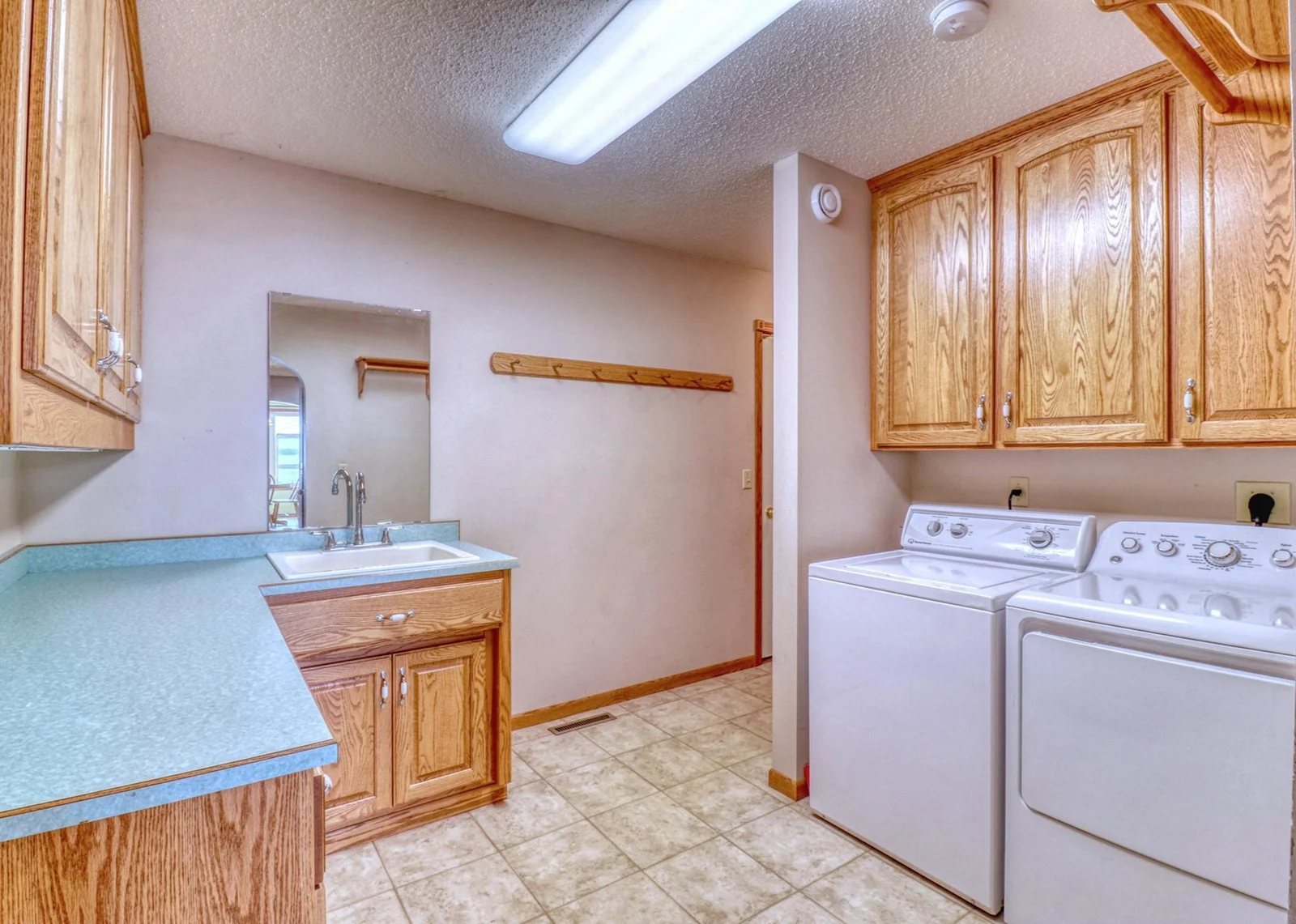 Laundry Hall | Mudroom