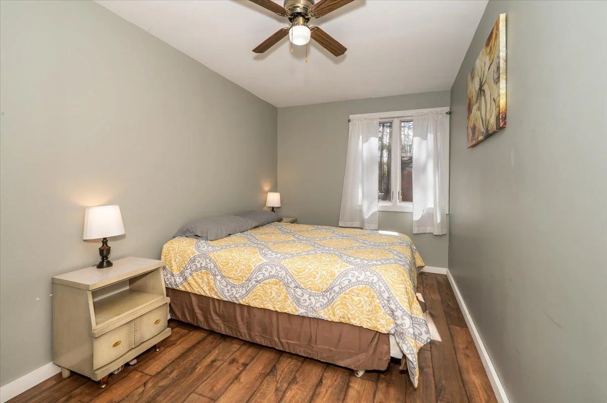 19-Bedroom (5).jpg