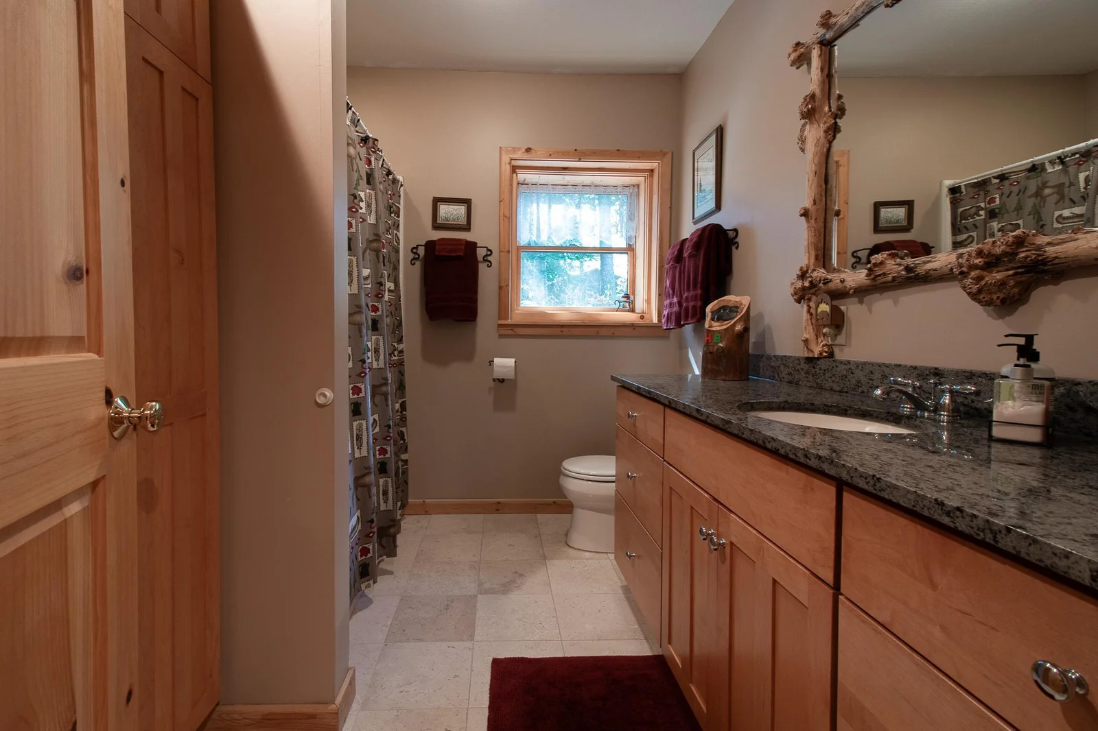 LL Full bath