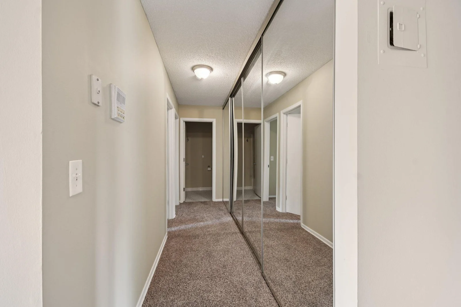 6-web-or-mls-Rahn Rd 124-1706-006.jpg