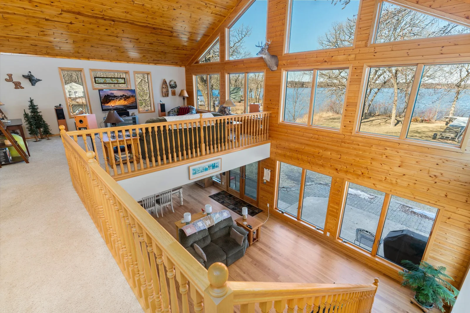Upper stair landing