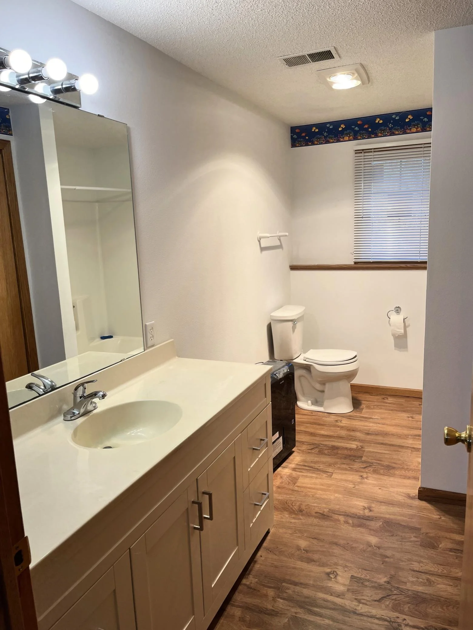 Full Bath Lower Level.JPG
