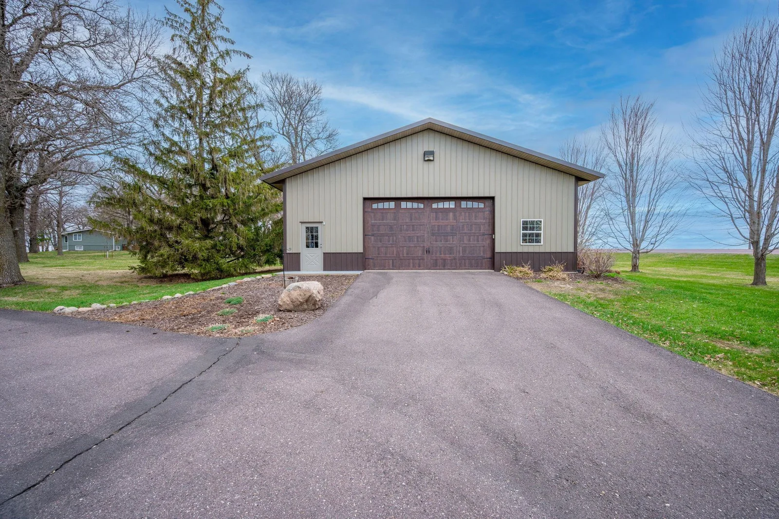 337 200th Ave Fairmont MN-19.jpg