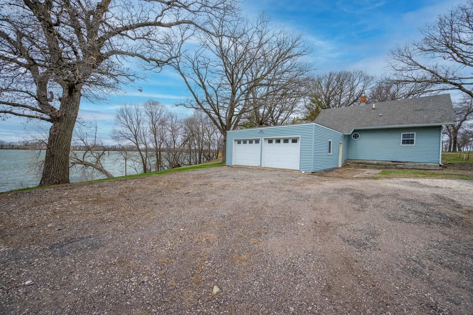 337 200th Ave Fairmont MN-06.jpg