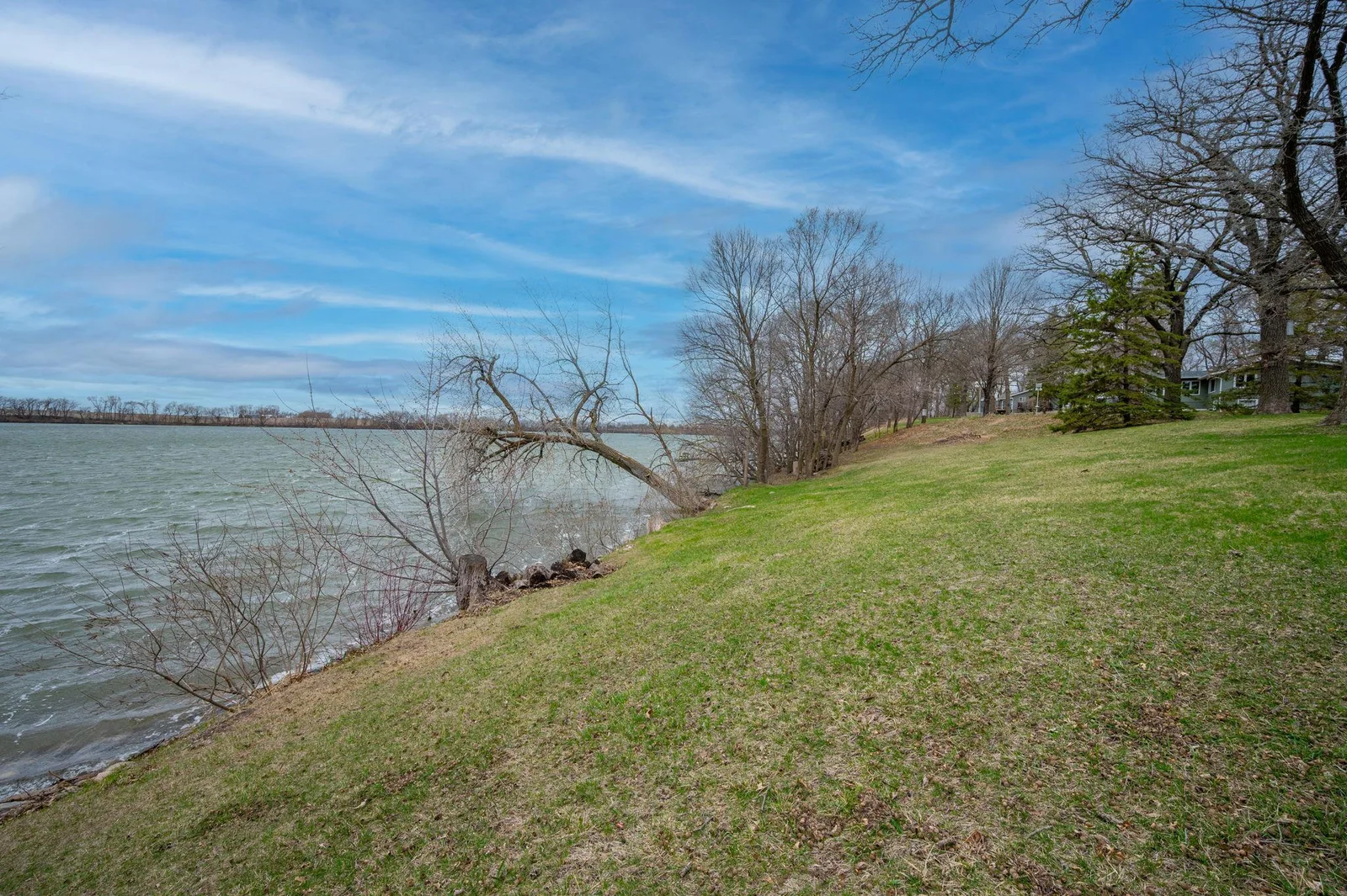337 200th Ave Fairmont MN-07.jpg