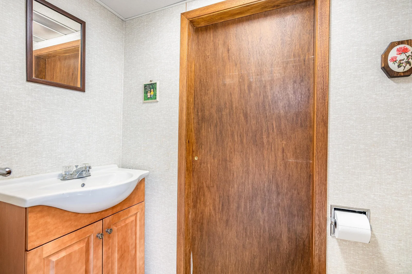 Lower level 3/4 bath