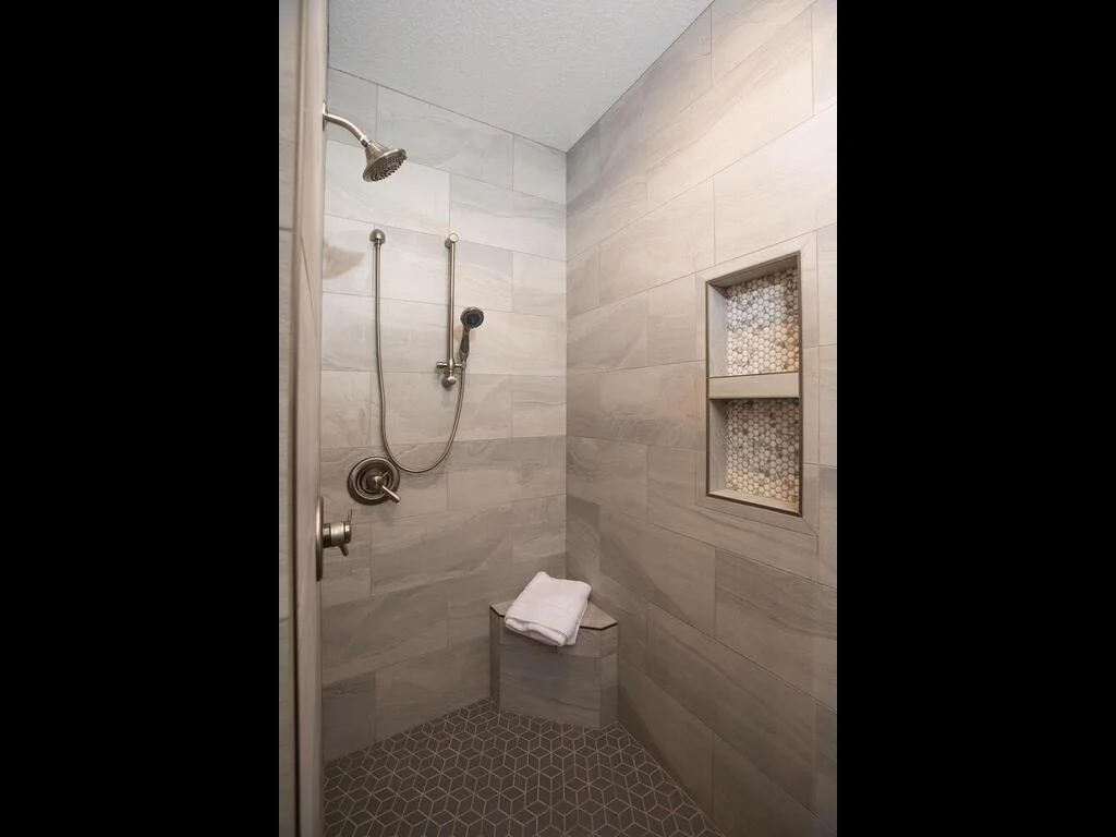 Photos are of similar model home. Some features may vary.