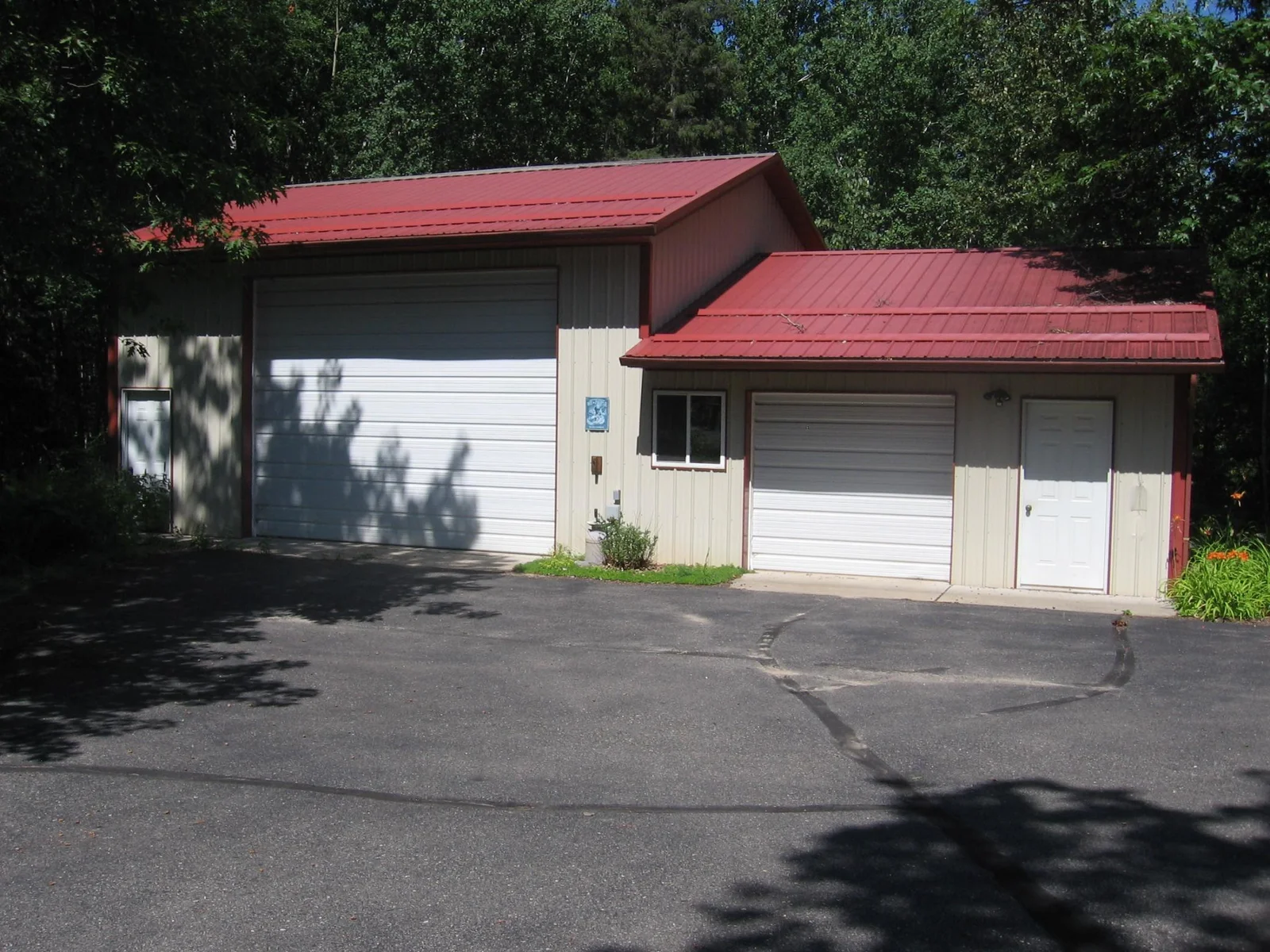 Pole Barn & Year Round Shop