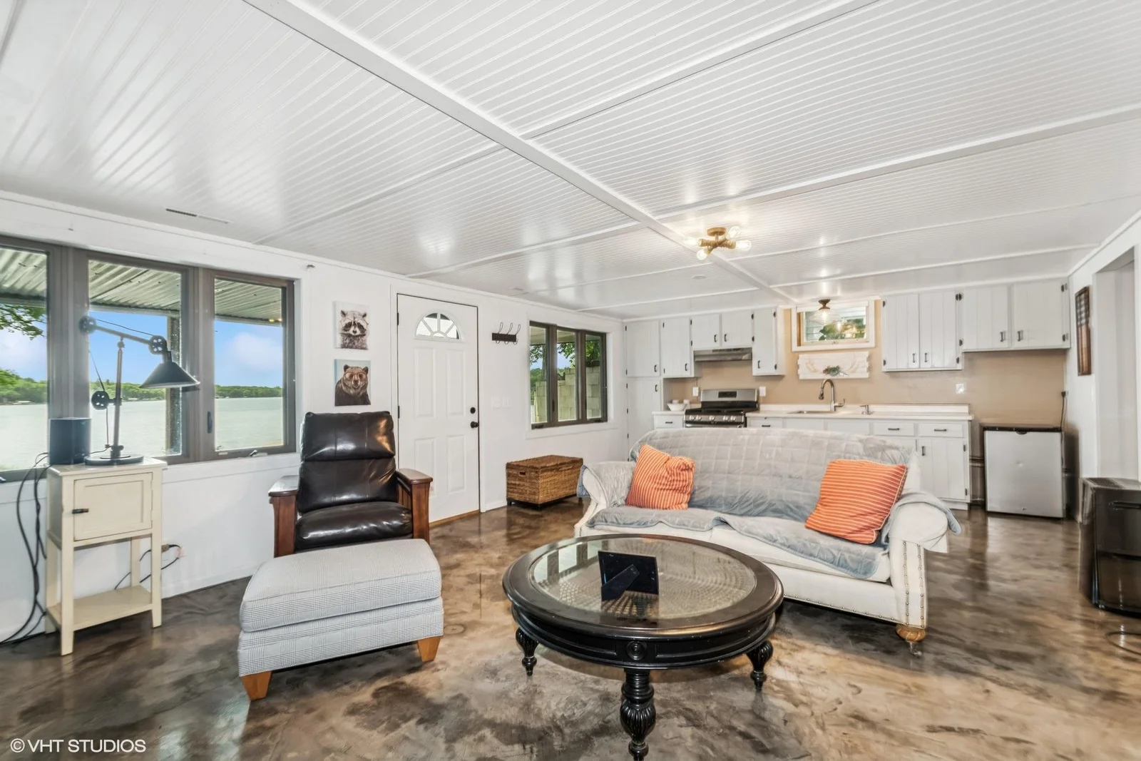 Great lower level entertaining space with 2nd kitchen