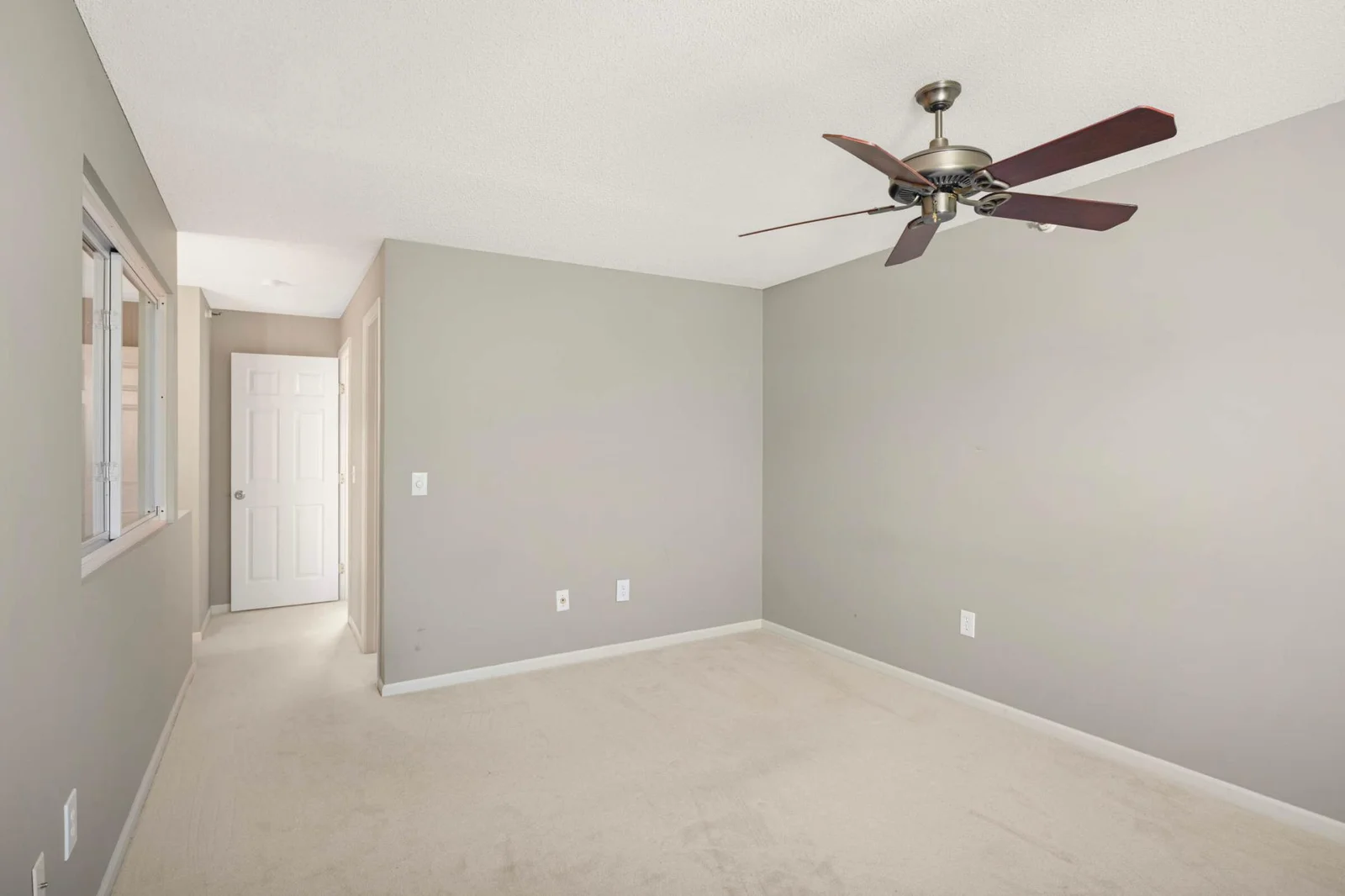 Upper Level Bedroom