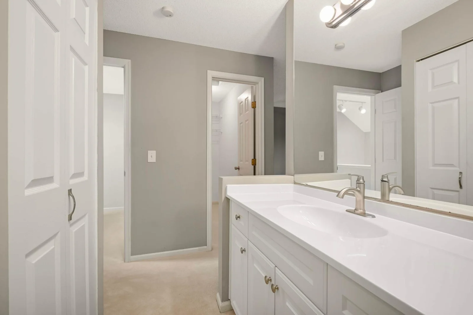 Upper Level Bathroom