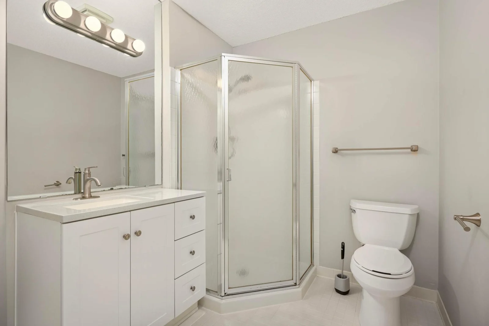 Main Floor Bathroom