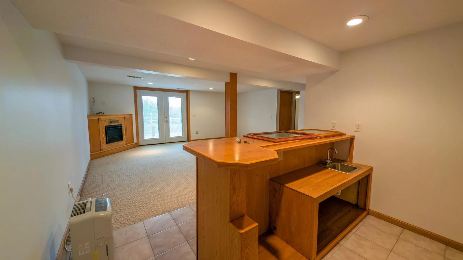 Bar with Sink {Lower Level}
