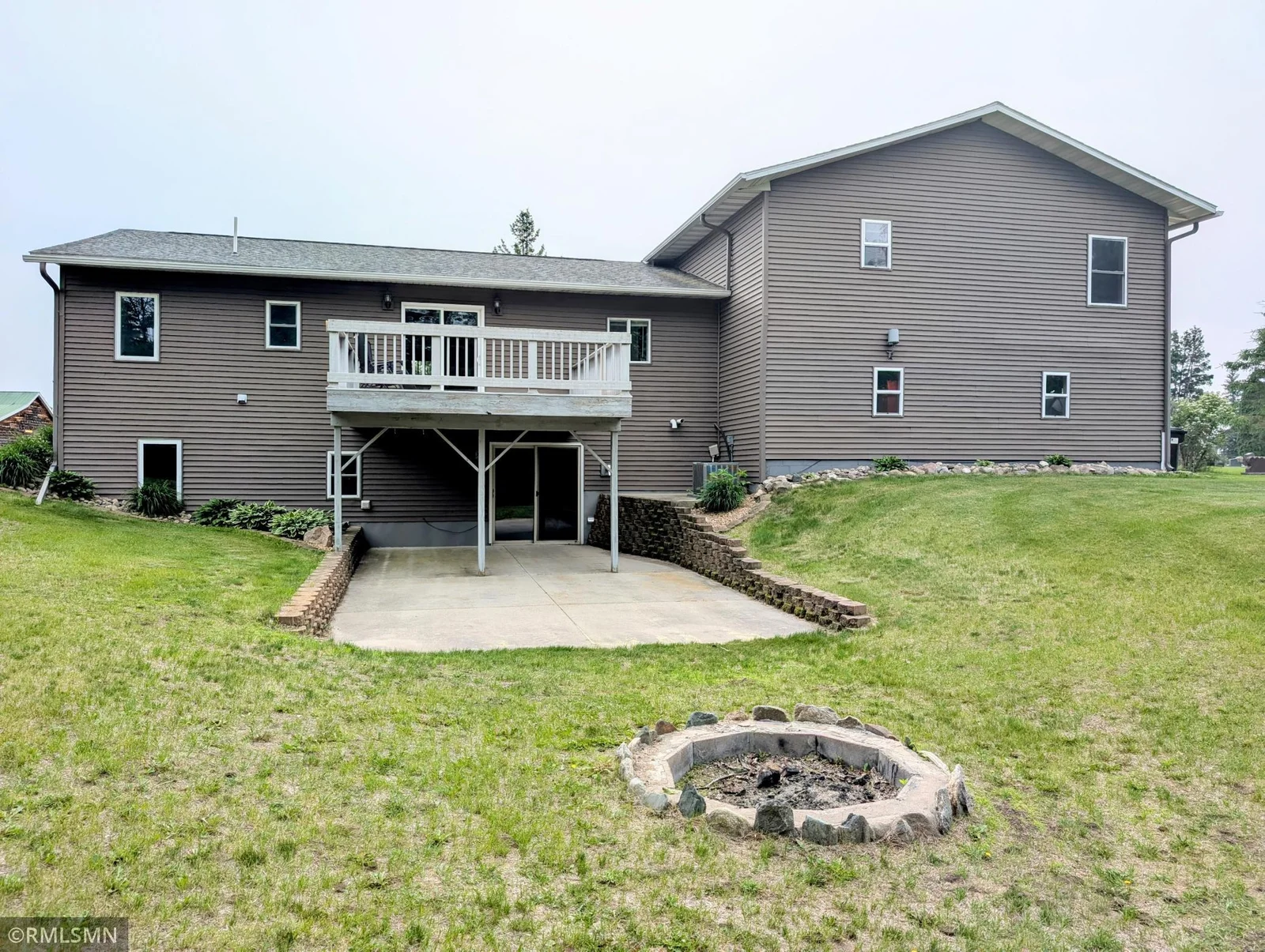 Composite deck. Walk out basement to patio.