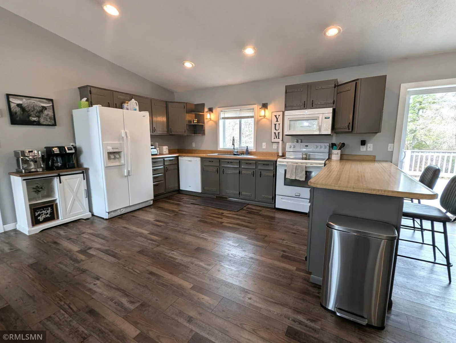 New vinyl plank flooring