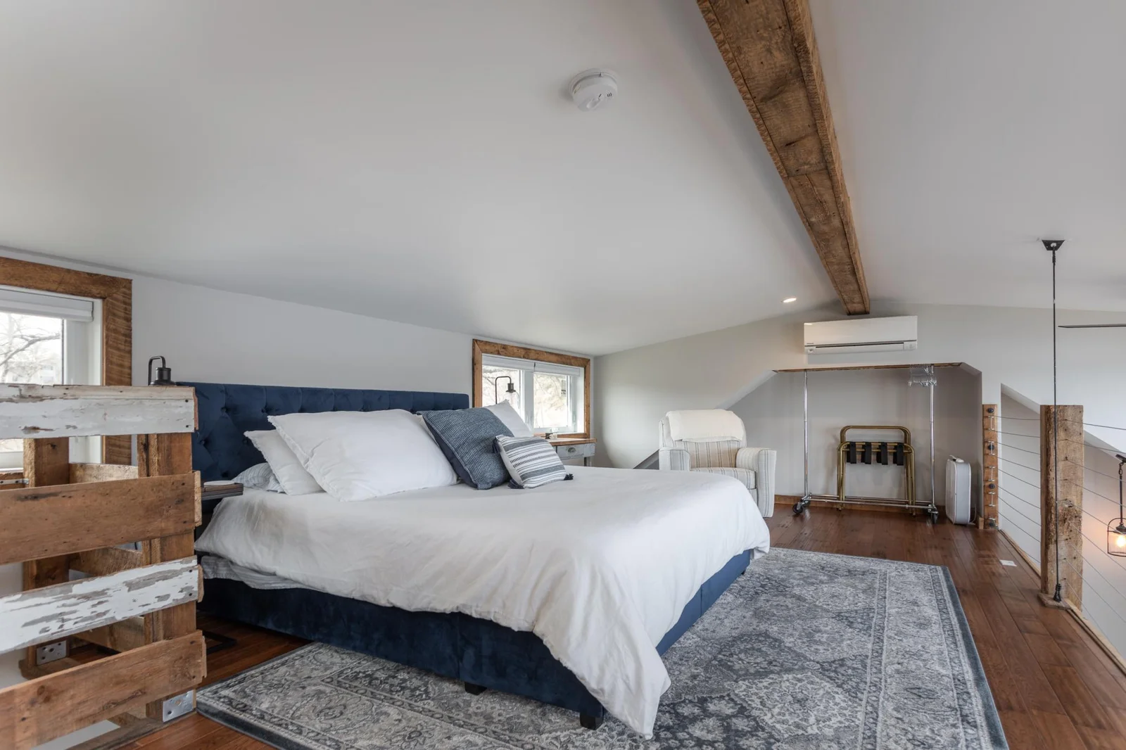 Cabin loft