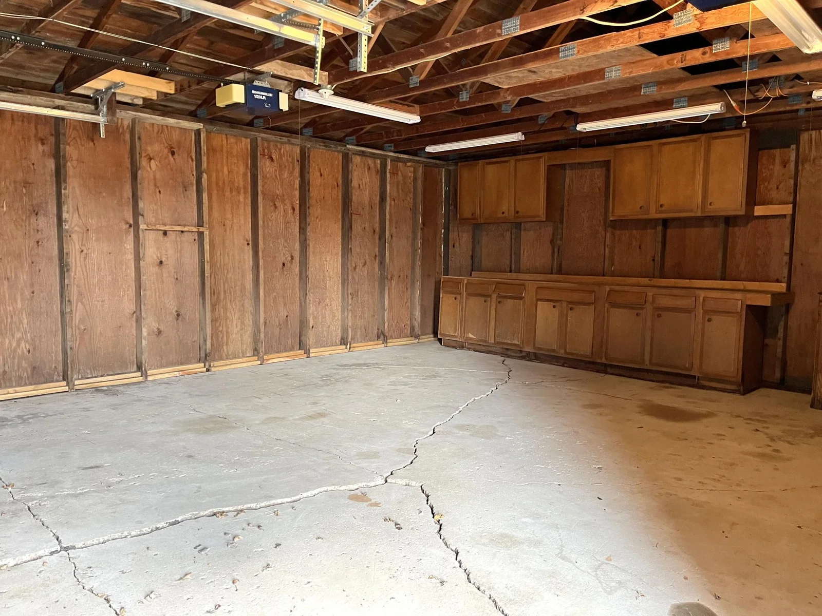 Garage d.jpg