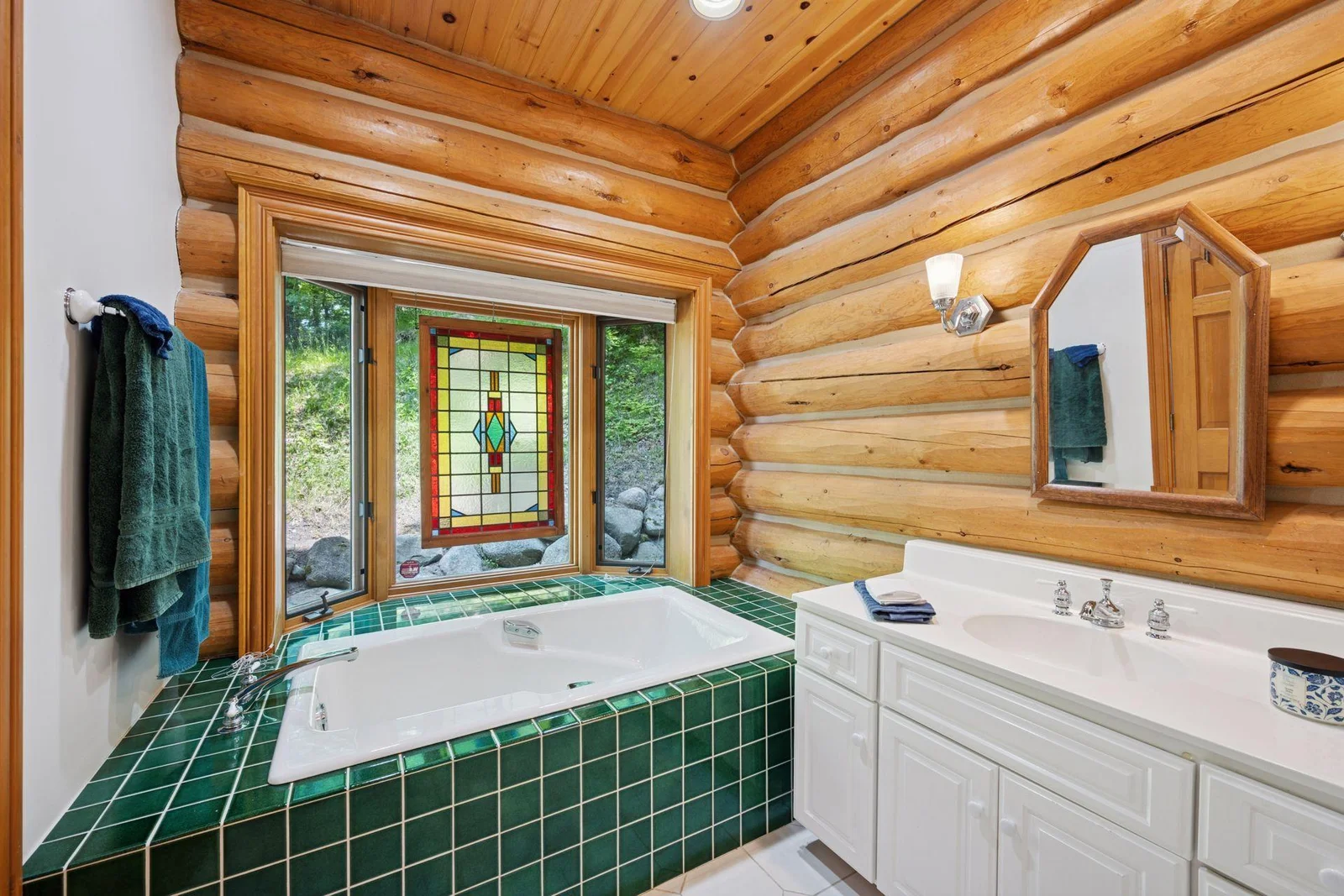 Primary Main Floor Bath