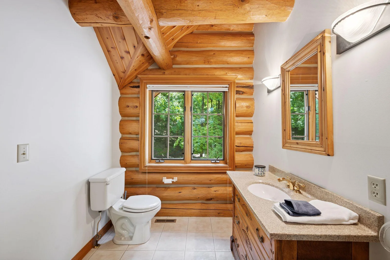 Upper Level Bath