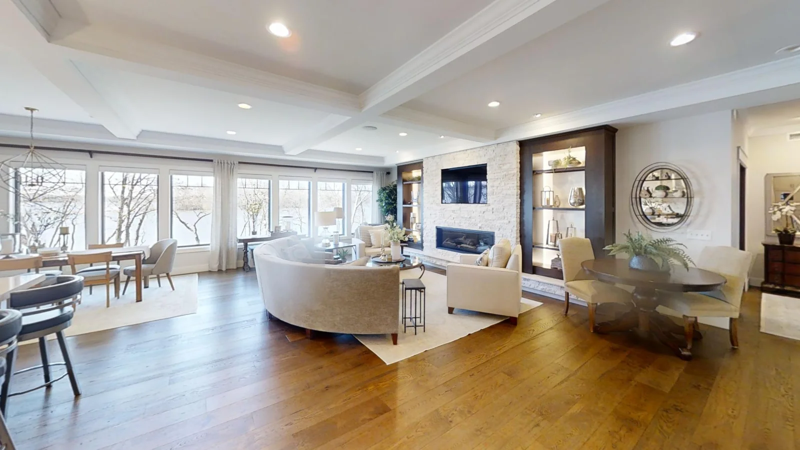 2313 9th St W