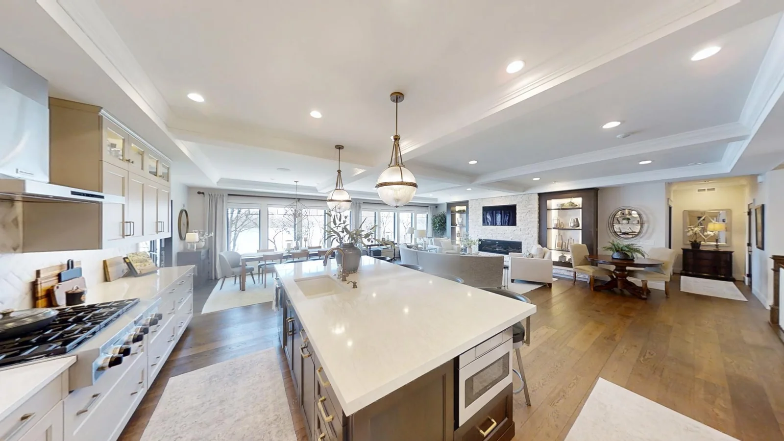 2313 9th St W
